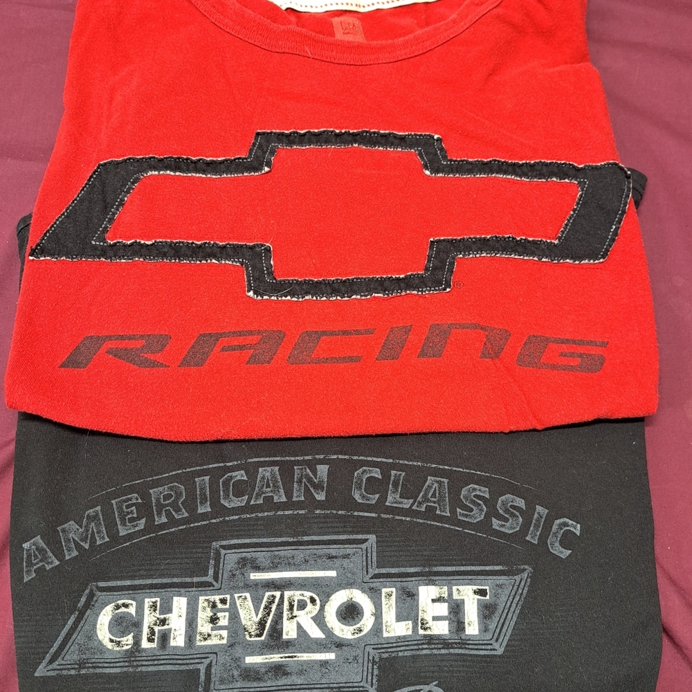 2 Chevrolet XL Men's T-Shirts